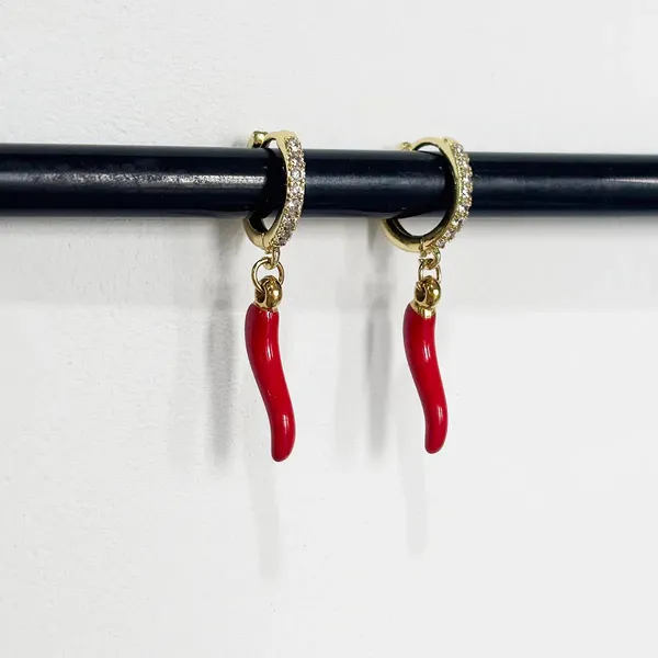 Gold_Mirchi_Earrings_For_Women